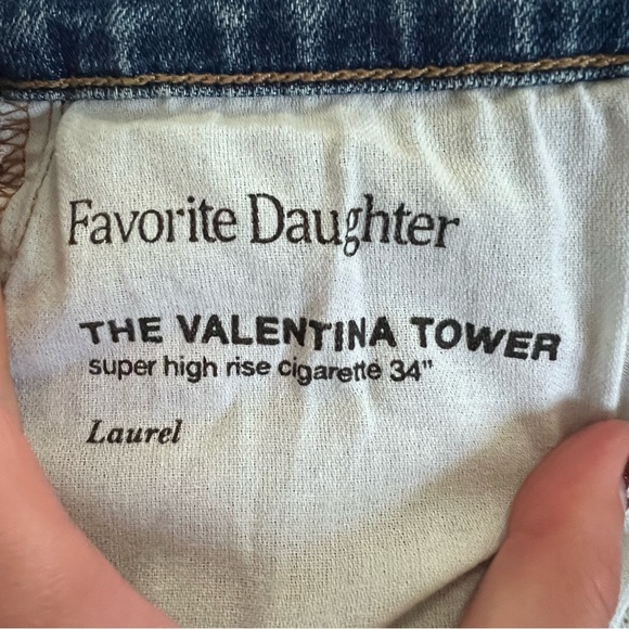 Favorite Daughter The Valentina Tower Super High Rise Cigarette Jeans in Laurel - Picture 14 of 16